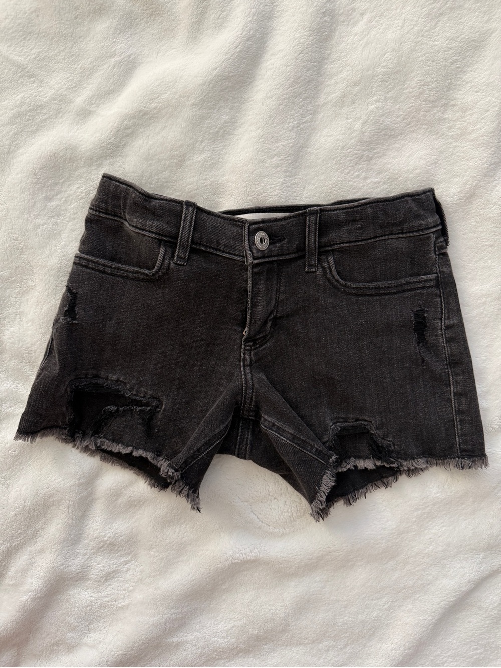 Abercrombie kids low rise black shorts